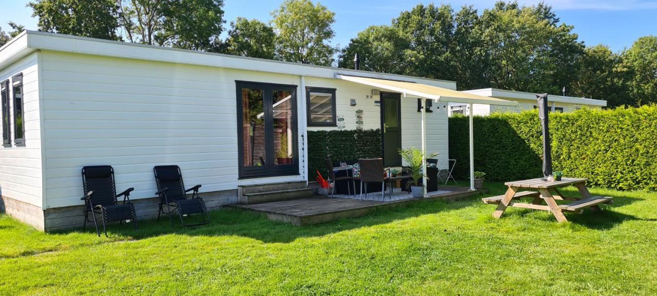 Gezellige Chalet Met Grote Privetuin. Dronrijp Exterior photo